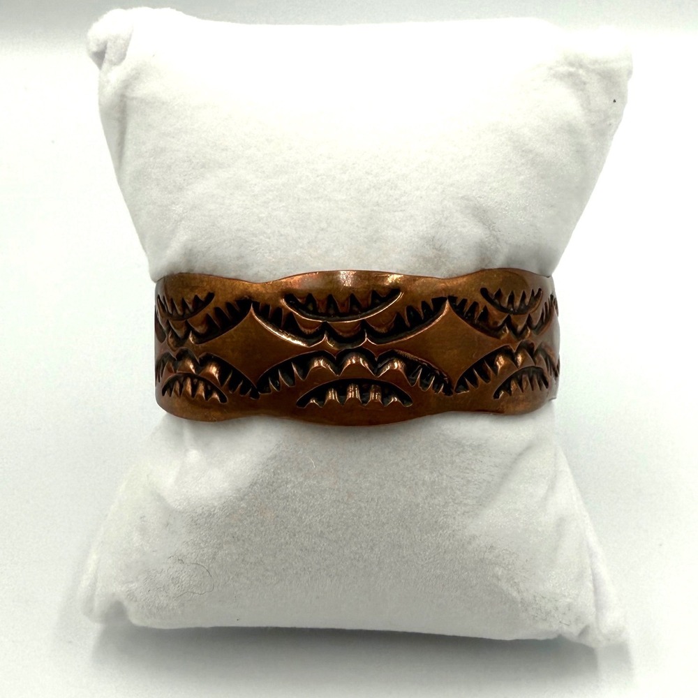 Vintage Nora Copper Cuff Bracelet Stamped Southwestern Scalloped Metal Bangle